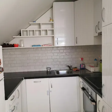 Viktor 2024 Apartamento *