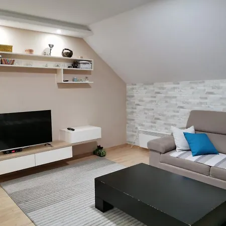 Apartamento Viktor 2024